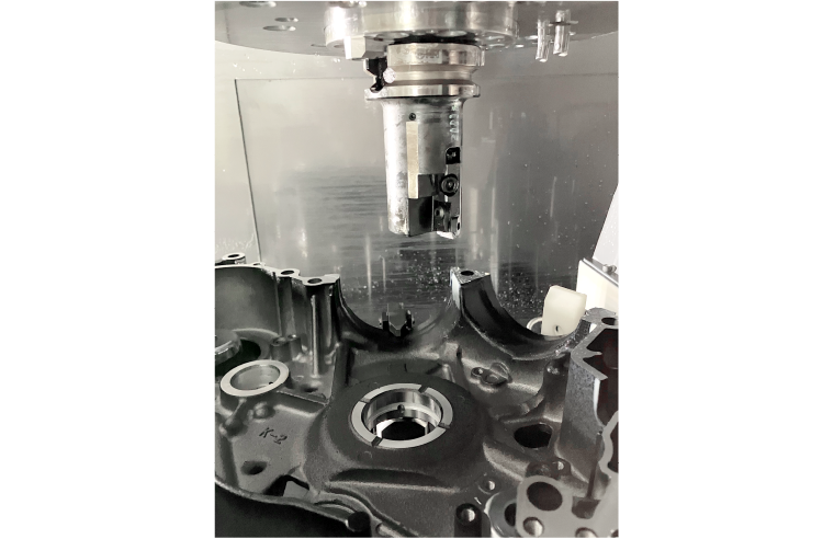 中ぐり加工イメージ